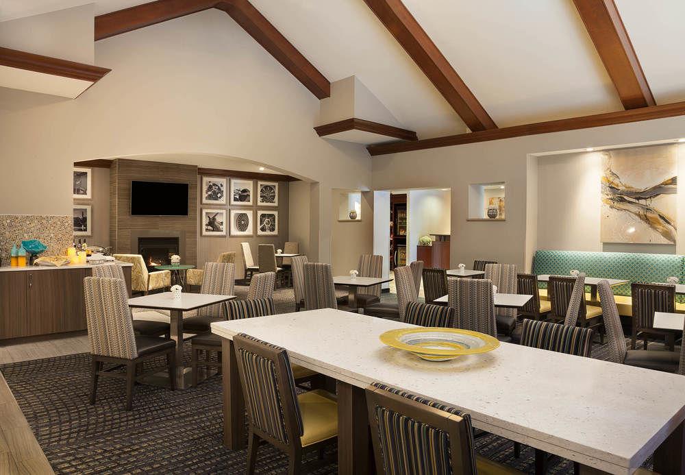 Residence Inn By Marriott Toronto Airport Экстерьер фото