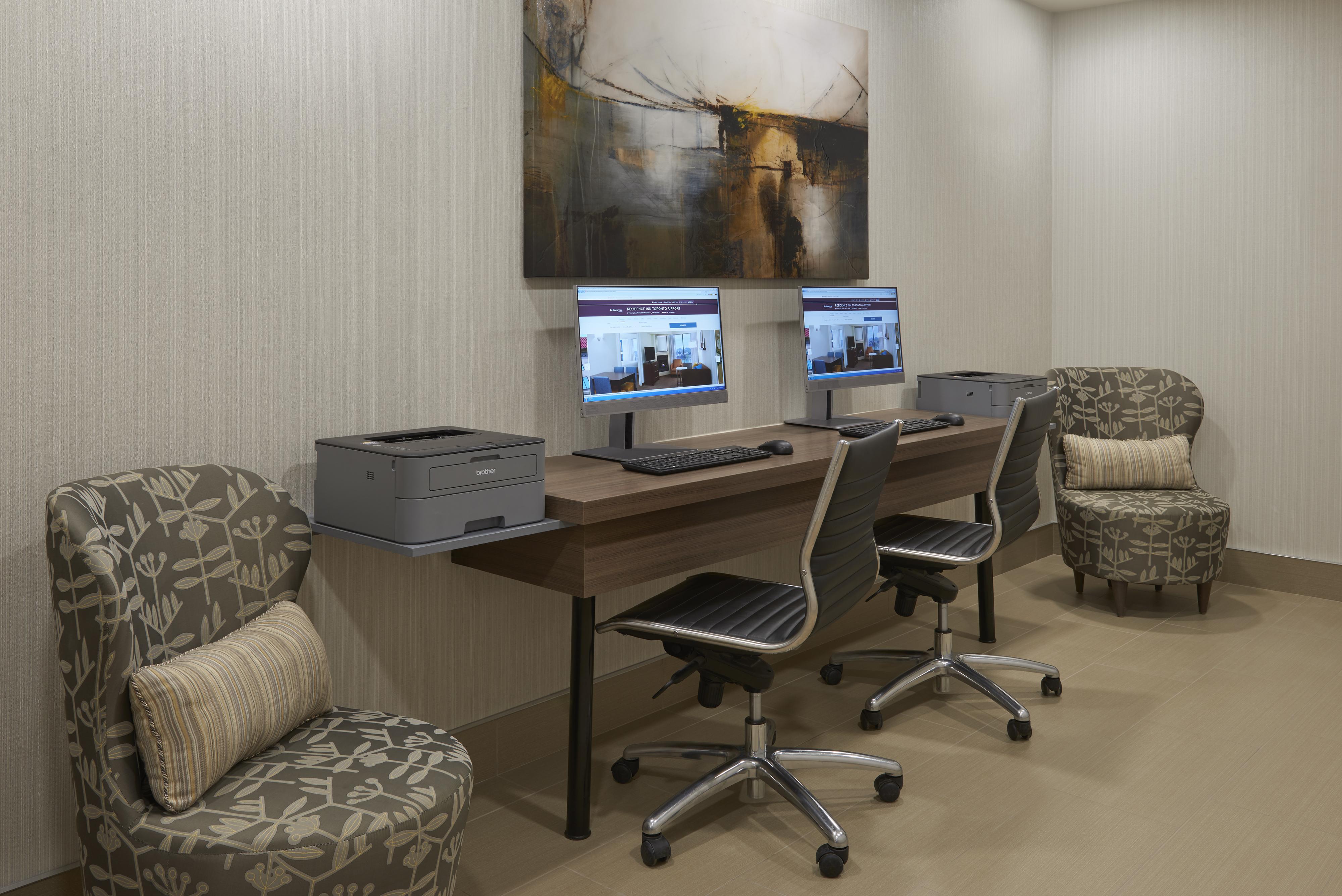 Residence Inn By Marriott Toronto Airport Экстерьер фото