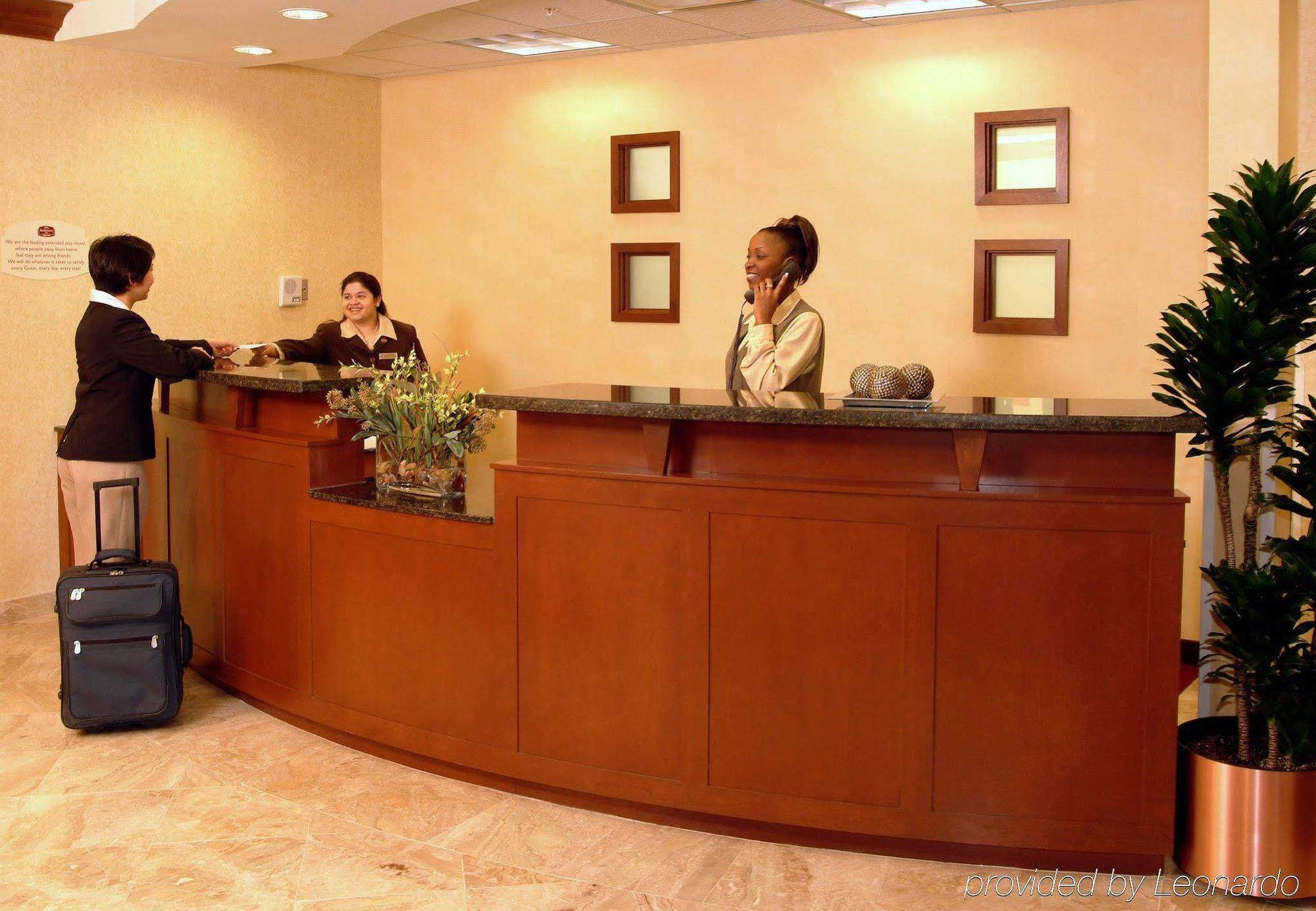 Residence Inn By Marriott Toronto Airport Экстерьер фото